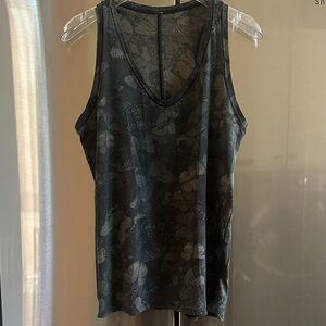 Rare Lululemon  athletica black olive Butterfly Camo tank top